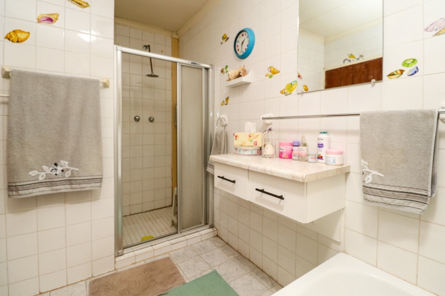 2 Bedroom Property for Sale in La Hoff North West